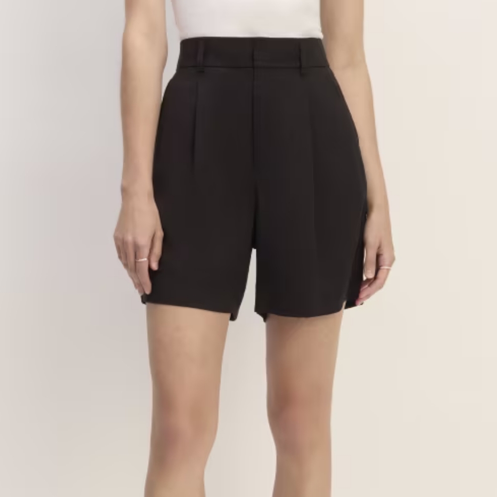 Everlane Way High Drape Short